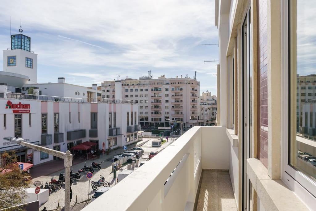 Modern & Bright - Faro Mercado Apt 22 Экстерьер фото